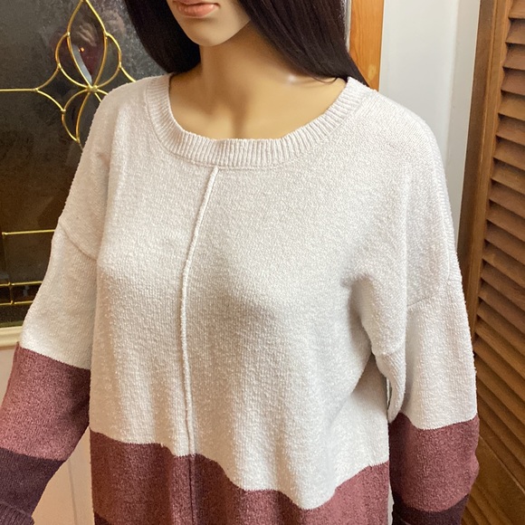 GUC - Ana - Color Block Sweater - Size Medium - Picture 3 of 10